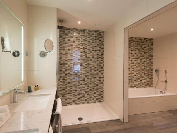 Hilton Garden Inn Frankfurt City Centre : photo 4 de la chambre suite junior