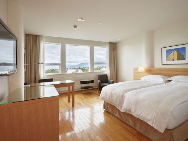 Hilton Reykjavik Nordica : photo 2 de la chambre chambre double standard - vue sur montagne