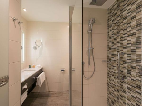 Hilton Garden Inn Munich City West : photo 4 de la chambre chambre lit king-size