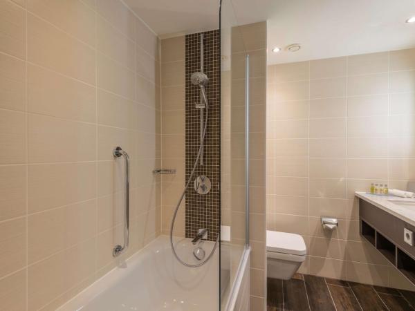 Hilton Garden Inn Munich City West : photo 4 de la chambre chambre lit queen-size avec canapé-lit