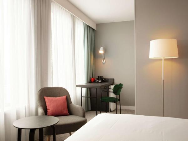 Hilton Garden Inn Paris Orly Airport : photo 4 de la chambre chambre lit queen-size