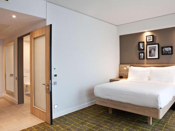 Hampton By Hilton Dortmund Phoenix See : photo 1 de la chambre chambre lit queen-size pour personnes à mobilité réduite - non-fumeurs