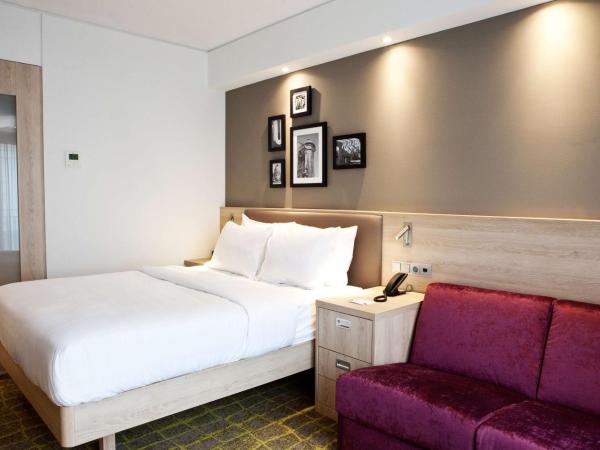Hampton By Hilton Dortmund Phoenix See : photo 4 de la chambre chambre lit queen-size avec canapé-lit - non-fumeurs