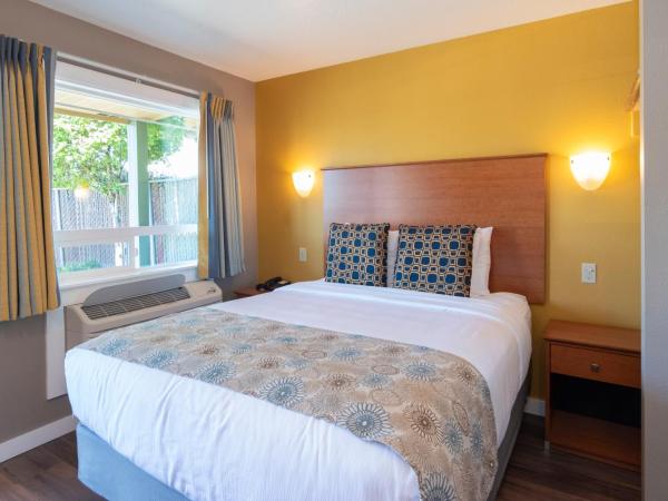 Nordic Inn and Suites : photo 4 de la chambre suite 2 chambres avec lits queen-size - non-fumeurs