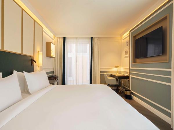 The Emerald House Lisbon - Curio Collection By Hilton : photo 1 de la chambre chambre d'angle premium lit king-size 
