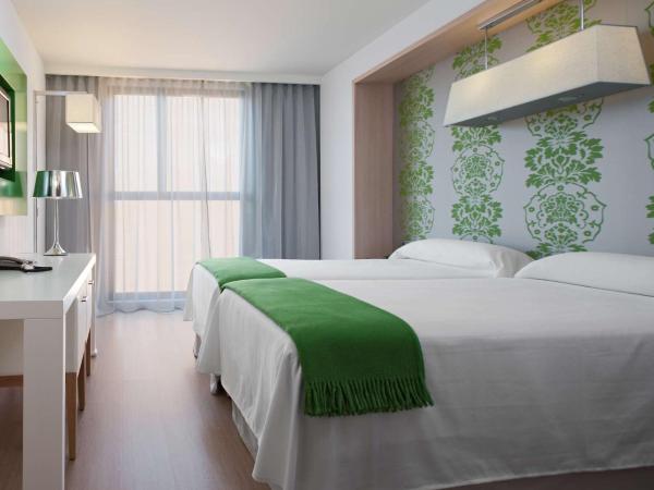 DoubleTree by Hilton Girona : photo 4 de la chambre chambre lits jumeaux