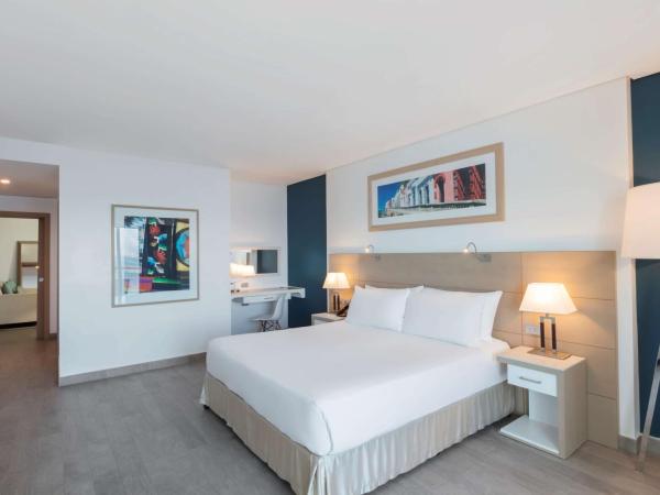 DoubleTree by Hilton Mazatlan, SIN : photo 1 de la chambre suite 1 chambre lit queen-size avec canapé-lit