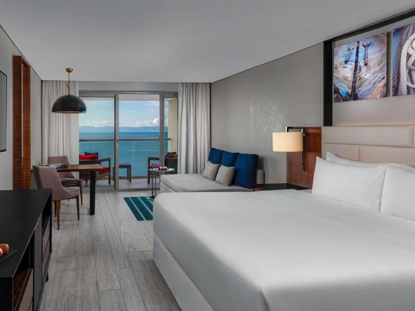 Hilton Vallarta Riviera All-Inclusive Resort,Puerto Vallarta : photo 1 de la chambre chambre lit king-size supérieure côté océan