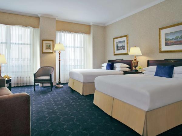 The Drake Hotel : photo 4 de la chambre chambre de luxe avec 2 lits queen-size - accessible aux personnes à mobilité réduite