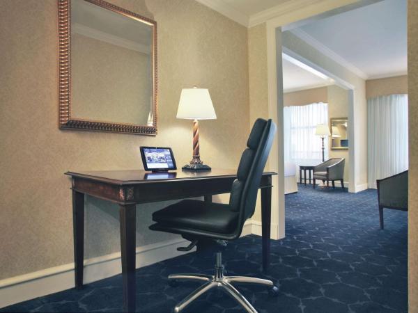 The Drake Hotel : photo 4 de la chambre chambre lit king-size deluxe