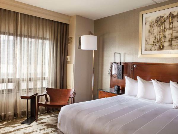 Hilton Denver City Center : photo 1 de la chambre chambre lit king-size