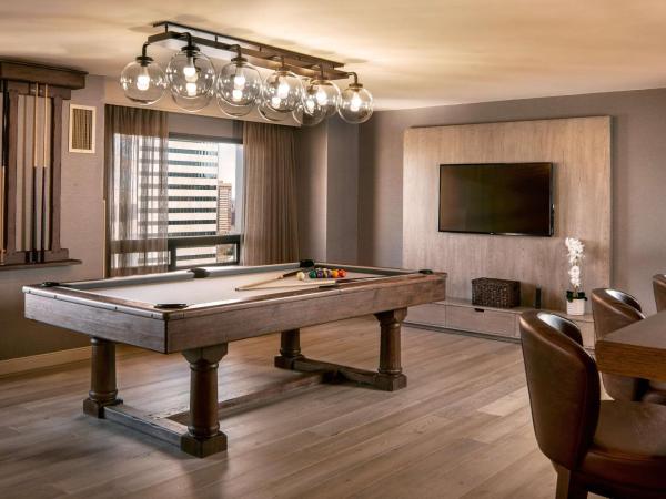 Hilton Denver City Center : photo 6 de la chambre suite lit king-size présidentielle 1 chambre