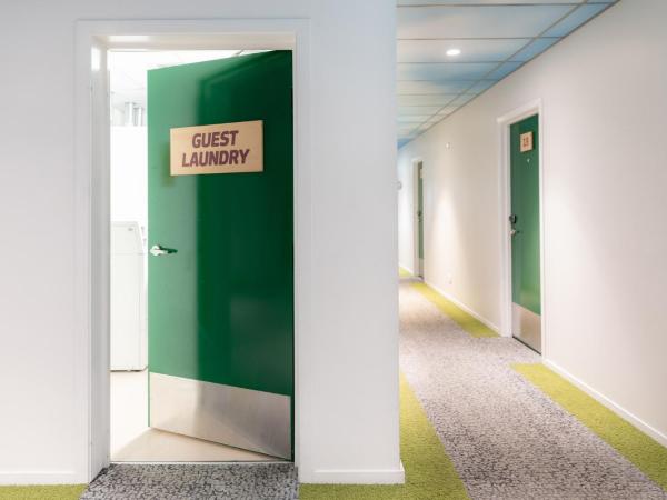 LyLo Christchurch : photo 4 de la chambre chambre simple avec salle de bains privative