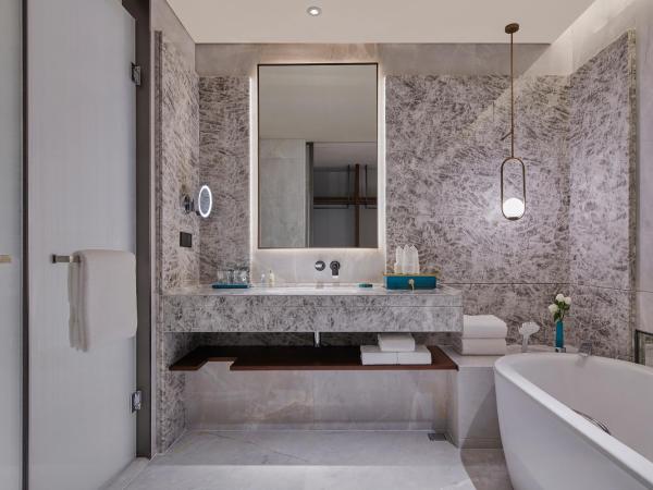 Hilton Chongqing Liangjiang New Area : photo 3 de la chambre chambre lit king-size exécutive