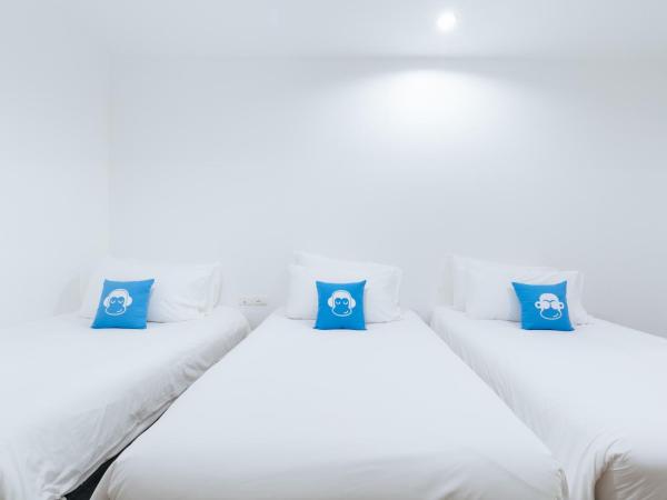 Blu Monkey Bed & Breakfast Phuket : photo 1 de la chambre chambre triple supérieure