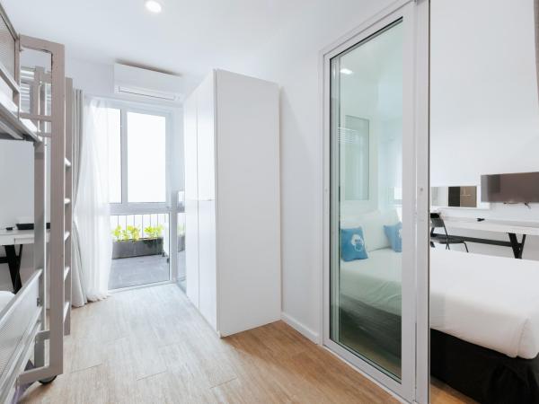 Blu Monkey Bed & Breakfast Phuket : photo 4 de la chambre chambre familiale supérieure