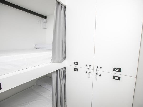 Albergue A Fabrica : photo 1 de la chambre lit superposé dans dortoir mixte