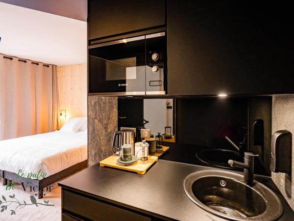 Hôtel Le Patio de Victor, Lorient : photo 4 de la chambre chambre familiale