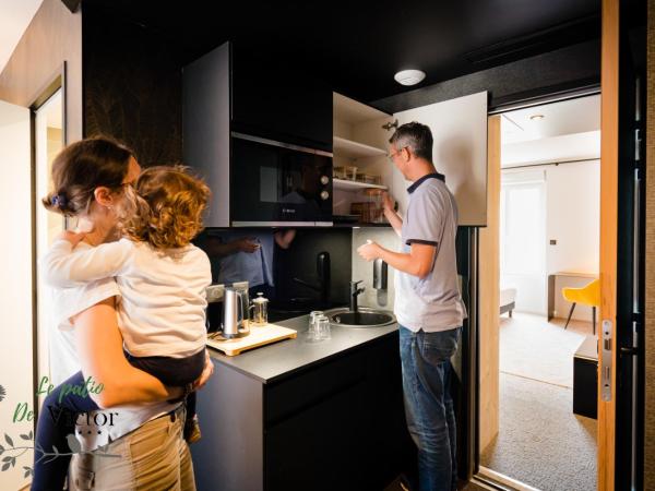 Hôtel Le Patio de Victor, Lorient : photo 6 de la chambre chambre familiale