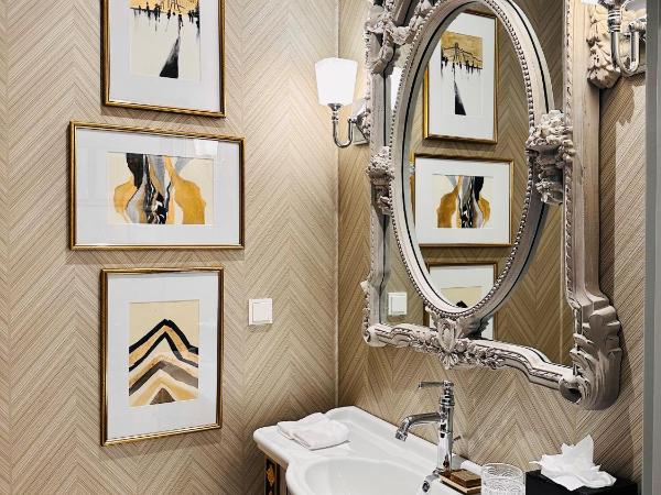 Bachleda Luxury Hotel Krakow MGallery Hotel Collection : photo 7 de la chambre suite lit king-size exécutive