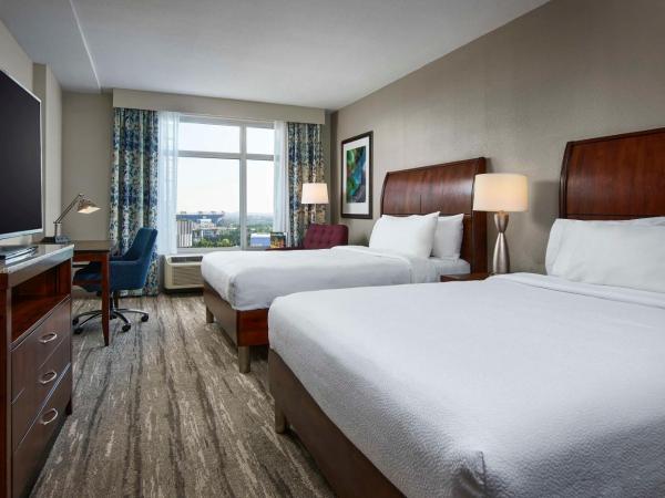 Hilton Garden Inn Nashville Downtown/Convention Center : photo 3 de la chambre chambre avec 2 lits queen-size - vue sur site d'intérêt