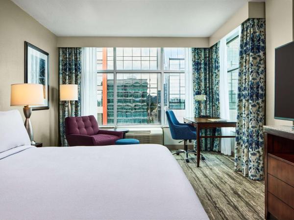 Hilton Garden Inn Nashville Downtown/Convention Center : photo 2 de la chambre chambre d'angle king