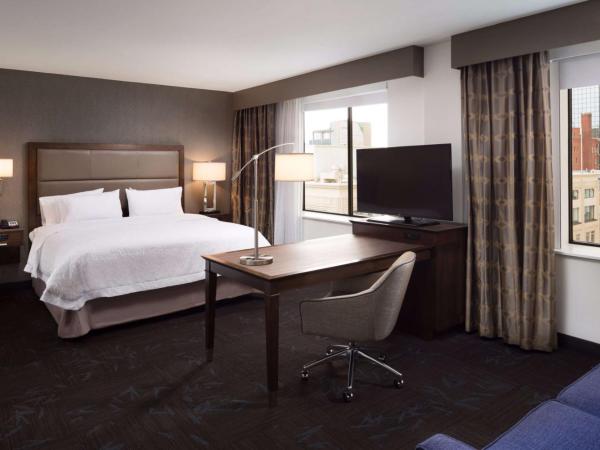 Hampton Inn & Suites Dallas Downtown : photo 3 de la chambre studio lit king-size