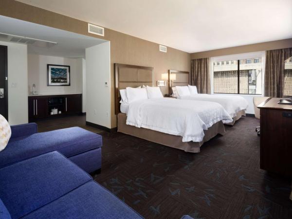 Hampton Inn & Suites Dallas Downtown : photo 3 de la chambre studio queen avec 2 lits queen-size