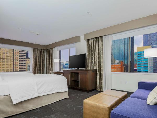 Hampton Inn & Suites Dallas Downtown : photo 6 de la chambre studio queen avec 2 lits queen-size