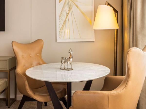 The Statler Dallas, Curio Collection By Hilton : photo 5 de la chambre chambre lit king-size deluxe