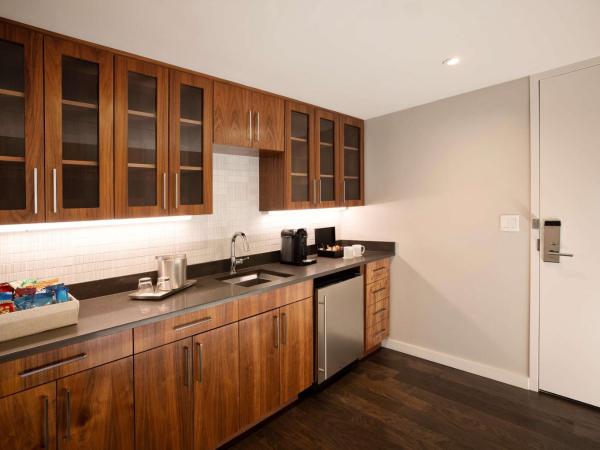 The Statler Dallas, Curio Collection By Hilton : photo 10 de la chambre suite lit king-size présidentielle 1 chambre