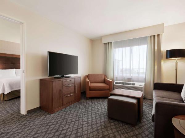 Homewood Suites by Hilton Houston NW at Beltway 8 : photo 8 de la chambre suite 1 chambre lit king-size - non-fumeurs