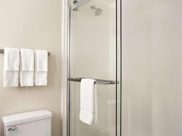 Hilton Garden Inn New Orleans Convention Center : photo 7 de la chambre chambre lit king-size