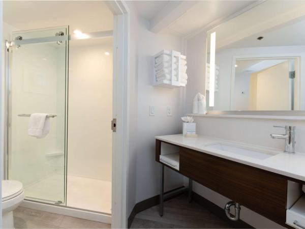 Hampton Inn & Suites Arlington Crystal City DCA : photo 10 de la chambre suite 1 chambre lit king-size - non-fumeurs