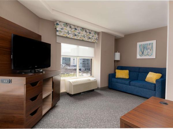 Hampton Inn & Suites Arlington Crystal City DCA : photo 7 de la chambre suite studio queen - non-fumeurs