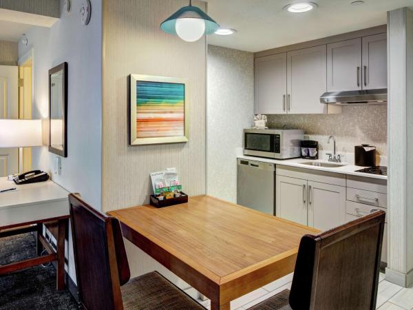 Homewood Suites by Hilton Salt Lake City Downtown : photo 8 de la chambre suite 1 chambre avec 2 lits queen-size 