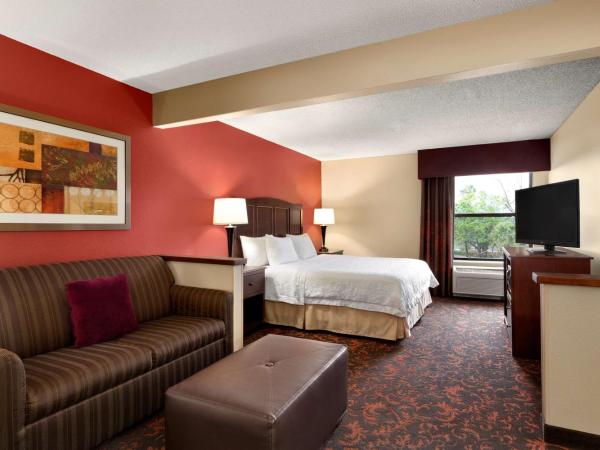 Hampton Inn Houston Willowbrook Mall : photo 5 de la chambre chambre lit king-size exécutive avec canapé-lit - non-fumeurs