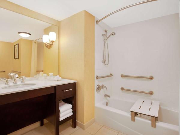 Homewood Suites by Hilton Tampa-Brandon : photo 5 de la chambre chambre avec 2 lits queen-size - pour personnes malentendantes