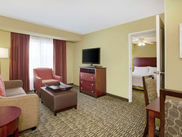 Homewood Suites by Hilton Tampa-Brandon : photo 4 de la chambre suite 1 chambre lit king-size - non-fumeurs