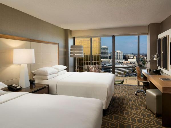 DoubleTree by Hilton Hotel Dallas Campbell Centre : photo 2 de la chambre chambre 2 lits queen-size - non-fumeurs