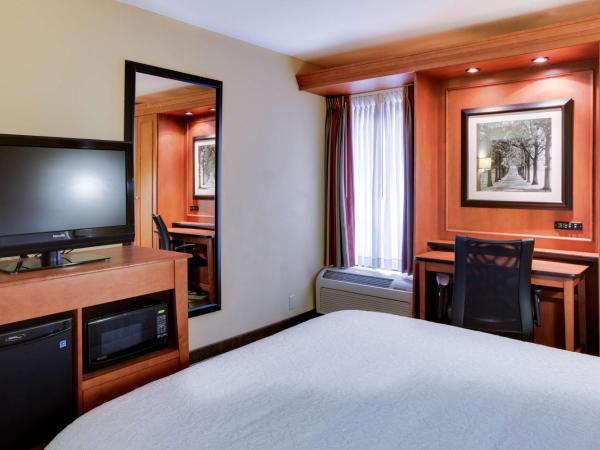 Hampton Inn Pittsburgh Greentree : photo 2 de la chambre chambre lit queen-size avec baignoire - accessible aux personnes à mobilité réduite/non-fumeurs 
