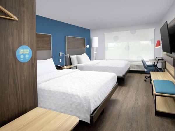 Tru By Hilton San Antonio Lackland Sea World : photo 2 de la chambre queen room with two queen beds - mobility and hearing access
