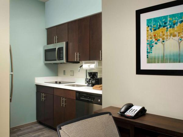 Homewood Suites San Antonio Airport : photo 2 de la chambre suite studio lit king-size - non-fumeurs
