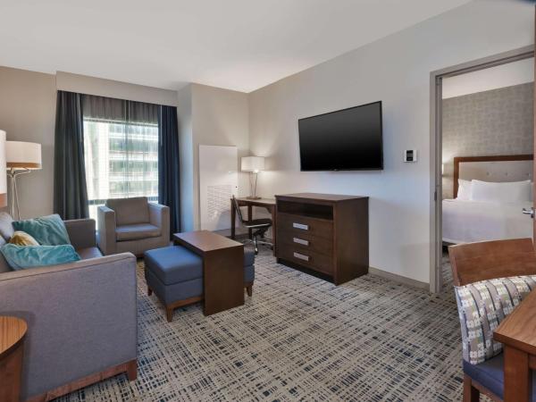 Homewood Suites by Hilton Pittsburgh Downtown : photo 6 de la chambre suite avec 2 lits queen-size - adaptée aux personnes malentendantes