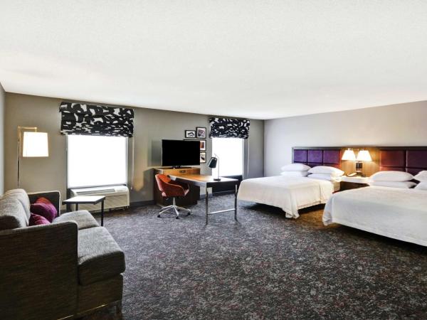 Hampton Inn & Suites Columbus-Easton Area : photo 1 de la chambre queen studio suite with two queen beds and sofa bed - non-smoking