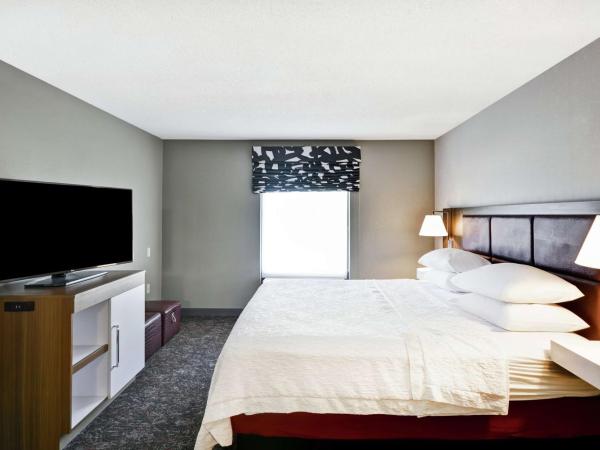 Hampton Inn & Suites Columbus-Easton Area : photo 2 de la chambre chambre lit king-size - non-fumeurs