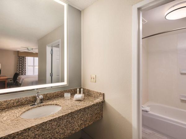 Homewood Suites by Hilton Orlando-Intl Drive/Convention Ctr : photo 4 de la chambre suite 1 chambre lit king-size - non-fumeurs