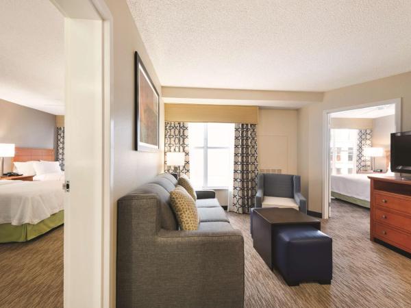 Homewood Suites by Hilton Orlando-Intl Drive/Convention Ctr : photo 3 de la chambre suite 2 chambres avec 1 lit king-size et 2 lits doubles avec canapé-lit - non-fumeurs