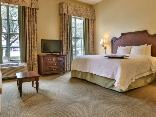 Hampton Inn & Suites Savannah Historic District : photo 6 de la chambre suite studio lit king-size avec canapé-lit – non-fumeurs