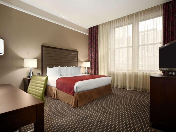 Embassy Suites Saint Louis - Downtown : photo 8 de la chambre suite 1 chambre lit king-size - non-fumeurs
